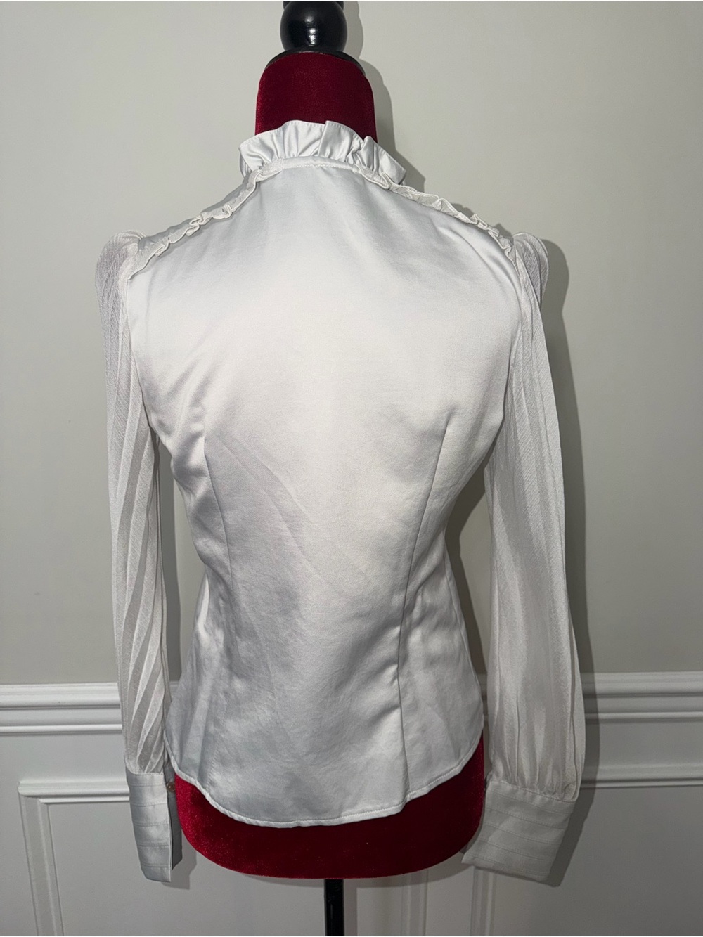 Vintage Dittos Gray Silver Ruffle-Neck Button Front Blouse - Picture 5 of 13